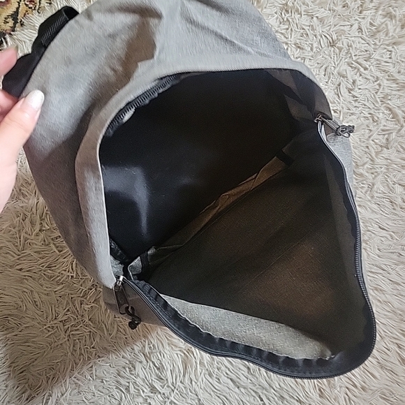 *SOLD* Eastpak Gray Backpack School College Commute Travel Vacation. MSRP $63 90 - Picture 10 of 10